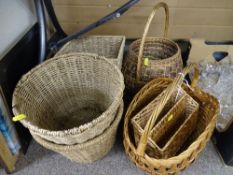 Quantity of wicker baskets