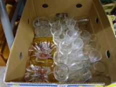 Box of mixed drinking glassware etc