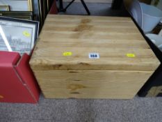 Pine lidded box