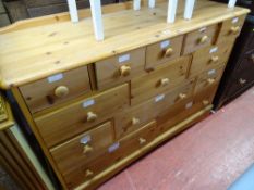 Multi-drawer pine chest