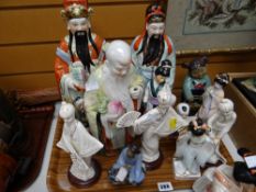 A tray of various ceramic Oriental figures