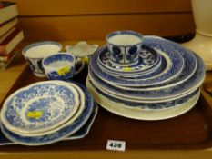 Tray of various patterned blue & white china