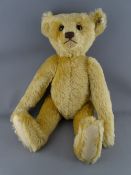 A STEIFF BRITISH COLLECTOR'S TEDDY BEAR, 1907 replica, blonde mohair, circa 1995, limited edition,