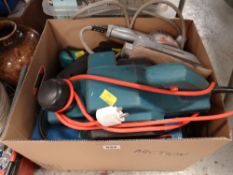 Sundry electric woodworking tools etc E/T