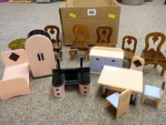 Selection of Art Deco style plastic doll's house furniture etc
