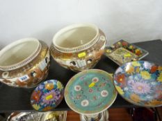 Pair of circular Satsuma bowls with figural decoration (hairline damage to one) and four small