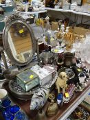 Tray of various ornaments & glassware including a dressing table mirror, jewellery boxes & resin
