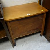 A vintage adjustable open bookcase & a modern sewing table with drawers together with a rug