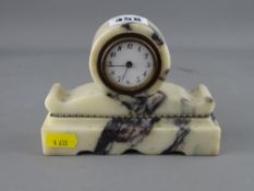 Small vintage purple veined marble mantel clock