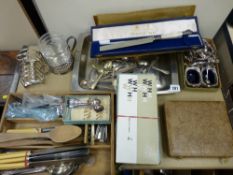 Parcel of cased and loose flatware