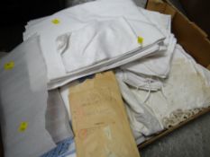A quantity of good vintage table linen