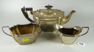 A hallmarked silver Birmingham 1907 three-piece teaset, approx. 26 troy ounces