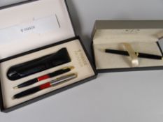 Modern boxed black & red Parker Frontier fountain pen & ballpoint pen set with leather pouch & a