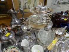 Parcel of various metalware, EPNS, tazzas etc small copper kettle, bone-handled entree dish