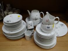 Parcel of continental tea & dinnerware