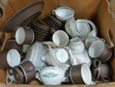 Box of breakfast and teaware, Hornsea, Finish etc