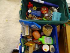 Plastic blue tub of various mechanic's items - Wonderwheels, wire wool etc and a grey tub containing