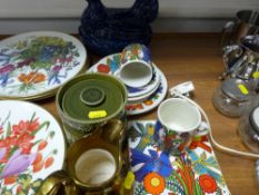 Portmeirion, Wade, copper lustre, psychedelic Villeroy Boch, hen on nest etc