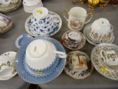 Quantity of Oriental cabinet teaware, Coalport teaware, 1982 John Paul II tankard etc