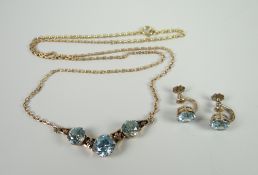 A FINE 9CT YELLOW GOLD CABLE NECKLACE & AQUAMARINE PENDANT & EARRINGS