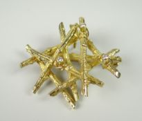 A UNIQUE 100% WELSH 18CT YELLOW GOLD ABSTRACT TWIG-FORM PENDANT BY WELSH JEWELLERY DESIGNER NICOLA
