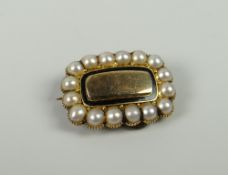 GEORGE IV MOURNING PENDANT with seed-pearl frame for Elizabeth Thorne, 1827