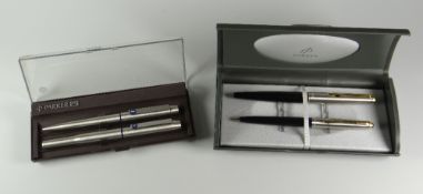 A VINTAGE STAINLESS STEEL PARKER 25 FOUNTAIN PEN & BALLPOINT PEN (in original box) together with a