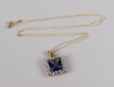 A VERY FINE 9CT YELLOW GOLD NECKLACE ON TOPAZ & TINY DIAMOND PENDANT