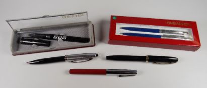 FIVE VARIOUS SHEAFFER PENS including a vintage black Sheaffer Imperial I fountain pen with gold