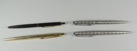 TWO VINTAGE PARKER CLASSIC BALLPOINT PENS including 1 matt black, 1 rolled gold International with