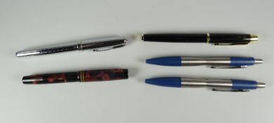 A MODERN PARKER SONNET FOUNTAIN PEN in chrome, a vintage red & black marble Parker Duofold