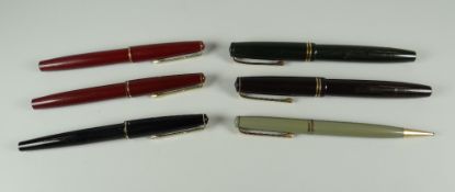 THREE VINTAGE PARKER LADY FOUNTAIN PENS with gold trim 2 red, 1 black, 2 vintage Parker Victory