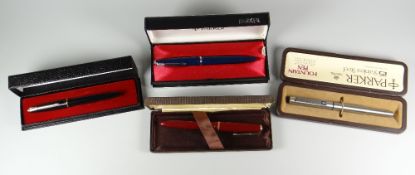 A VINTAGE BLUE PARKER 45 FOUNTAIN PEN with chrome trim, a Parker 17 fountain pen with gold trim (