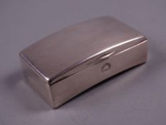 AN OBLONG PLAIN SILVER SNUFF BOX having a slightly domed hinged lid, Birmingham 1903 by Mark