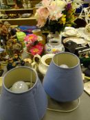 Parcel of mixed porcelain and table lamps