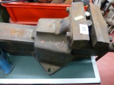 Large Record heavy duty bench vice