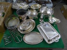 Good selection of vintage EP ware