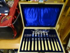 Cased canteen set of bone handled dessert knives and forks and similar items