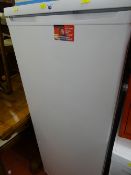 Currys Essentials fridge E/T