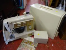 Cased Singer 740\760 electric sewing machine in a case E/T