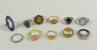 A good parcel of eleven various rings including 9ct set rings