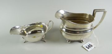 Two silver cream jugs, the larger hallmarked for Birmingham 1935, 7.85grams gross