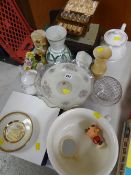 A parcel of china & cased cutlery