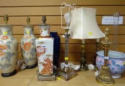 Sundry modern table lamps including a pair of floral Oriental-style pottery examples, a Kutani-style