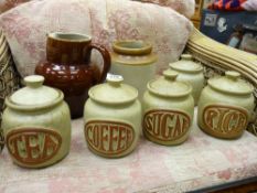 Quantity of earthenware provision containers and similar items