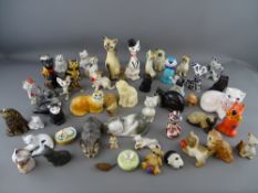 Large collection of mainly ceramic cat ornaments