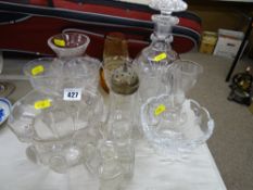 Parcel of vintage glassware