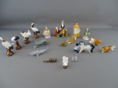 Collection of cabinet figures and animal ornaments by Szeiler, Wade, Goebels etc