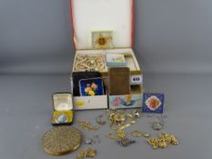 Decorated cardboard jewellery box with quantity of yellow metal and other items of jewellery