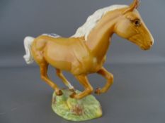 Beswick china prancing palomino horse no. 1374